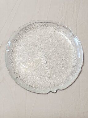 Arcoroc France Aspen Leaf Clear Textured Glass 11" Serving Plate Vintage EUC!